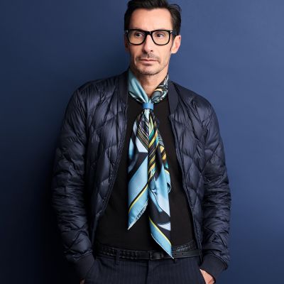 mannequin homme foulard