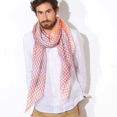 mannequin homme foulard