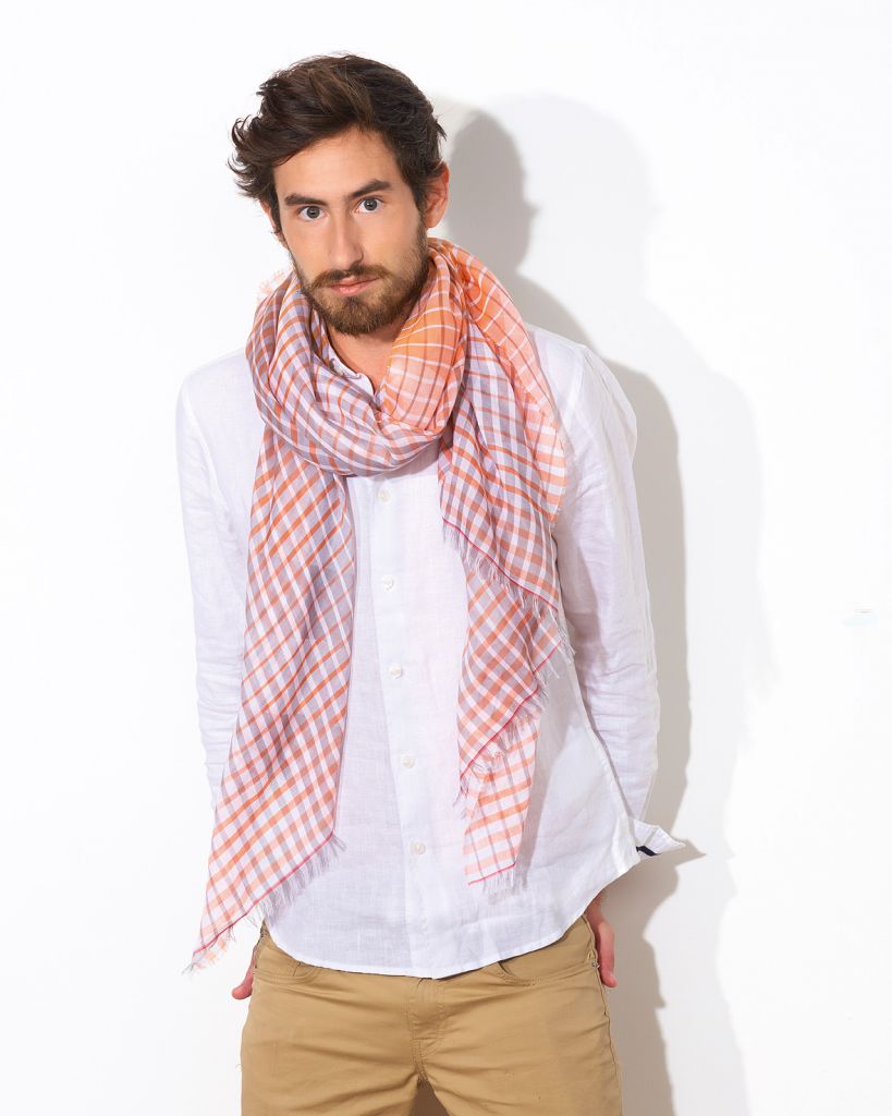 mannequin homme foulard