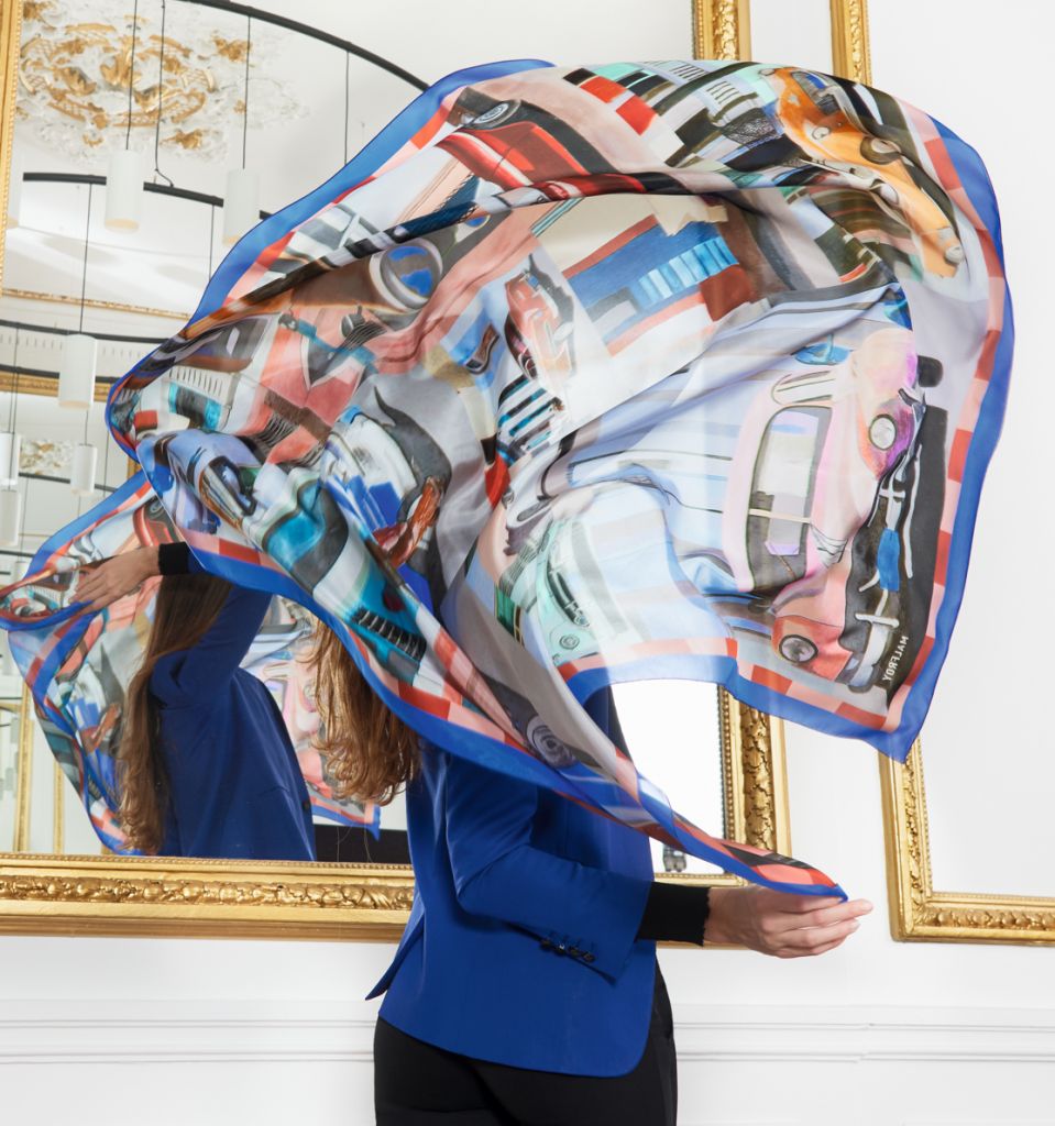 Foulard démocratisant l'art